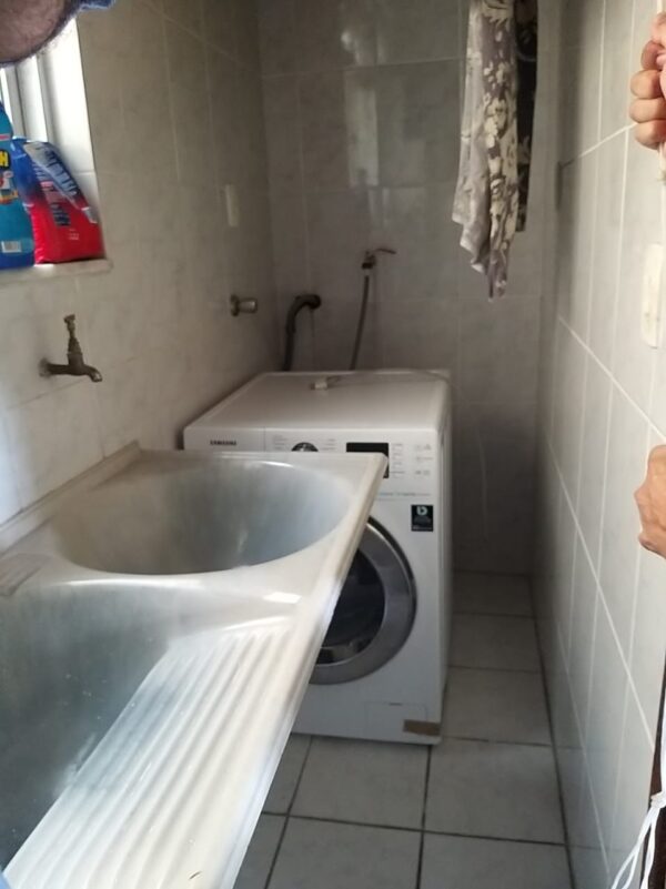 Apartamento com 2 qts, no Sagrada Família AMC239 (VENDIDO) - Image 3