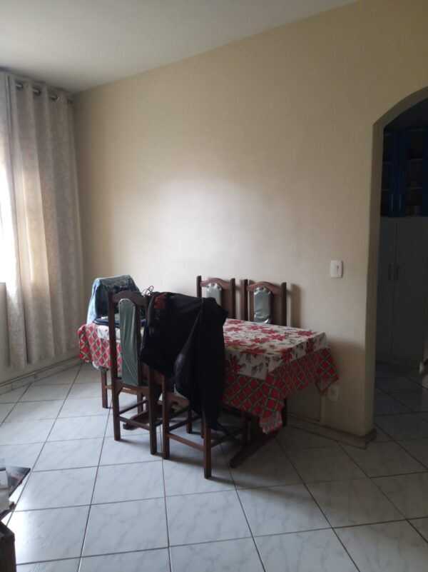 Apartamento com 2 qts, no Sagrada Família AMC239 (VENDIDO) - Image 5