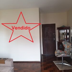 Apartamento com 2 qts, no Sagrada Família AMC239 (VENDIDO)