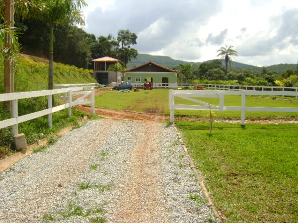 Fazenda em Mateus Leme AMC396 - Image 52