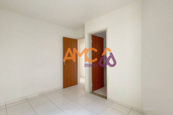 Apartamento 2 qts no bairro João Pinheiro AMC433 - Image 3