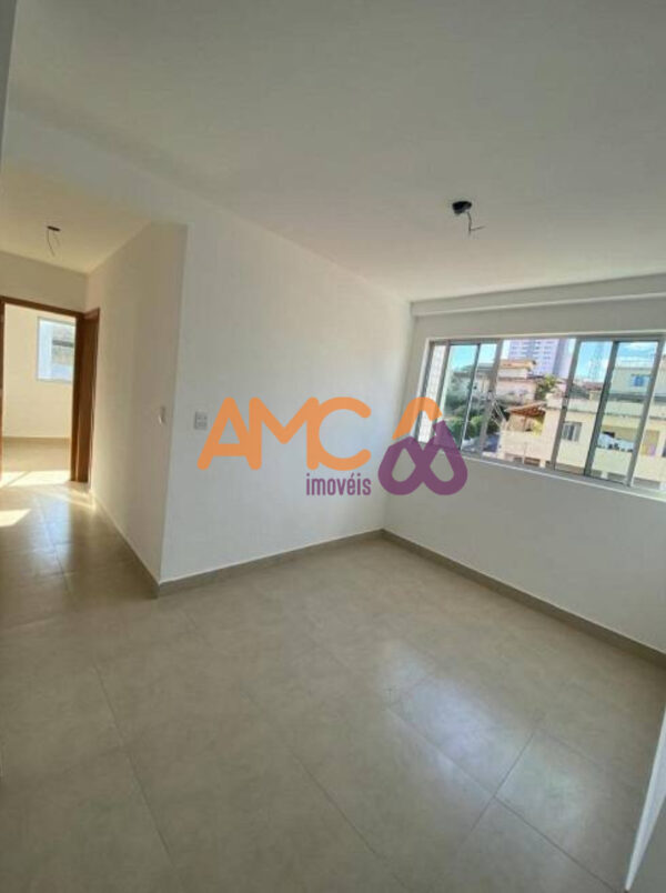 Apartamento com 3 qts, no Sagrada Família AMC480