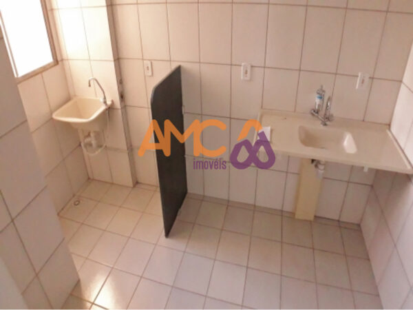 Apartamento com 2 qts, no bairro Juliana AMC529 - Image 6