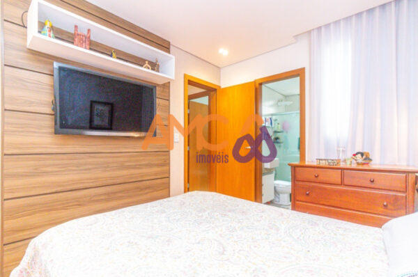 Apartamento com 3 qts, no Sagrada Família AMC530 (VENDIDO) - Image 17