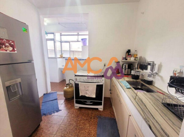 Apartamento com 3 qts., reformado, no bairro Floresta AMC534 - Image 3