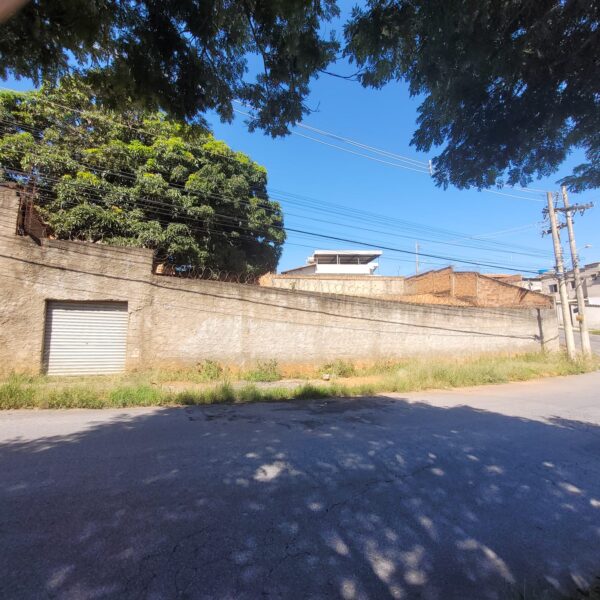 Terreno plano no melhor ponto do bairro Goiânia AMC561 - Image 6